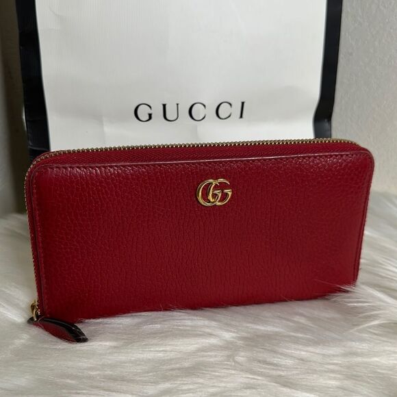 💯Authentic Gucci Marmont Zipped Around Long Wallet 🍀 - Picture 1 of 16